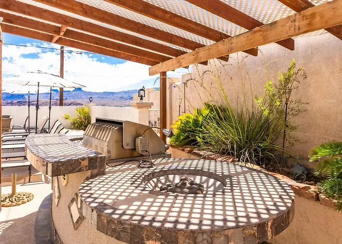 Lakeview Minute From New Launch With Pool And Apartment *