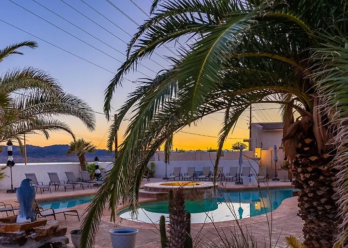 Lakeview Minute From New Launch With Pool And Apartment Lake Havasu City
