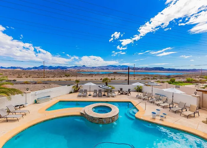 Lakeview Minute From New Launch With Pool And Lake Havasu City