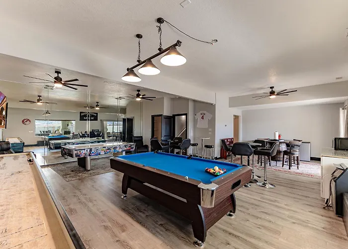 Lakeview Minute From New Launch With Pool And * Lake Havasu City