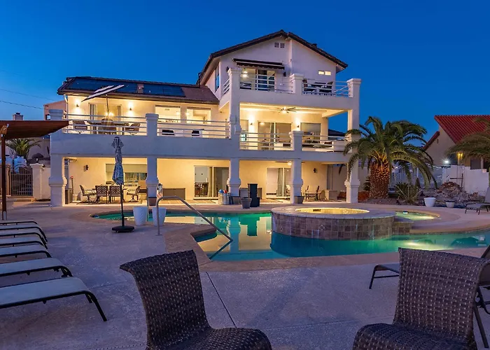 Apartment Lakeview Minute From New Launch With Pool And