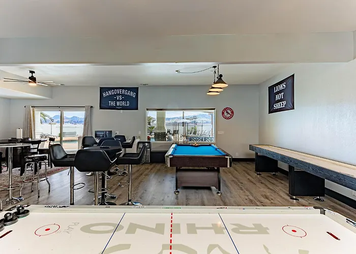 Lakeview Minute From New Launch With Pool And Apartment Lake Havasu City