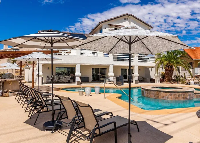 Lakeview Minute From New Launch With Pool And Lake Havasu City
