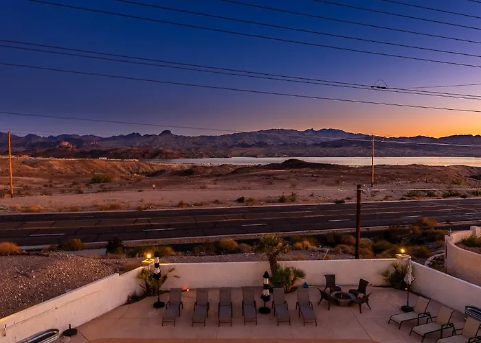 Apartment Lakeview Minute From New Launch With Pool And Lake Havasu City